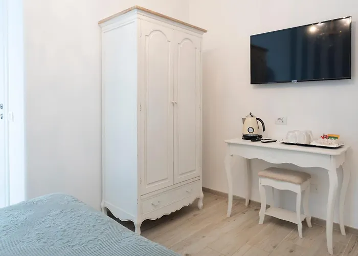 Il Gioiello فندق مبيت وإفطار مارينا دي بييتراسانْت